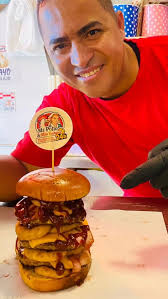 Los BBQ BEEF SLIDERS 🍔🥩 está más buenos que esos audios filtrados  perrits. Les cuento que hay una tienda fina que tiene para mi la mejor BBQ  del mercado aca en Chile,