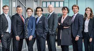 Our clients now include some of the world's largest pension funds. Kontakt Pictet
