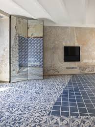 Ieri sera nel suggestivo scenario di palazzo farnese che ospita l'ambasciata. Alda Fendi Crafts A New Cultural Hub For Rome Fendi Palazzi Architetti