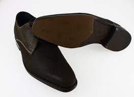 Ce vendeur de chaussure patin à glace dont la société est strade fareast limited ayant pour activité principale ltd fait parti des vendeurs importants et mérite 19 sur 20 selon les acheteurs. Reparation De Chaussures Femmes Et Articles En Cuir Cordonnerie En Ligne