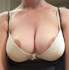 Growing boobs problem... Porn Pic - EPORNER