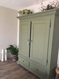 Zuhalter Alter Eichenschrank Olive Annie Sloan Alter Annie Eichenschrank Olive Sloan Zuhalter Kast Decoreren Kast Krijtverf Home Decor Slaapkamer