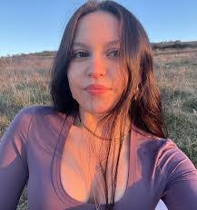 Clara Soler's Instagram, Twitter & Facebook