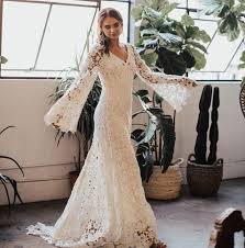 In dieser sparte muss man einfach kreativ sein! 1001 Ideen Fur Wunderschones Boho Brautkleid Fur 2021