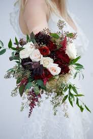 Burgund Hochzeits Blumen Brautstrauss Wein Hochzeit Blumen Blumenstrauss Hochzeit Burgunder Hochzeit Blumen Brautstrauss