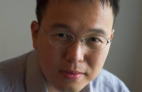 Tan Twan Eng, a Malaysian writer for a British literary prize ? (…)