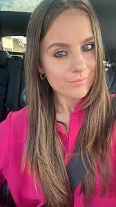 Stephanie Cornish's Instagram, Twitter & Facebook