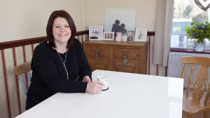 Classic solid wooden dining table and 4 chairs set kitchen home. Danetti Furniture Review White Gloss Extending Dining Table Youtube