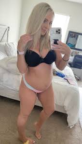 Pregnant sex videos coming 😍 are you on my onlyfans or fansly!? Dont miss  out!! Onlyfans VIP is only $6 😍