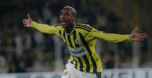 Talisca marca pelo terceiro jogo seguido na Champions e Fenerbahçe abre vantagem na eliminatória