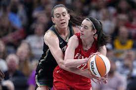 Caitlin Clark rallies Fever past Liberty 83-78 with first triple-double by  WNBA rookie - WTOP News
