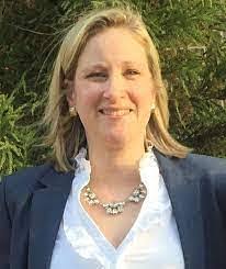 Melissa Weinstock's Instagram, Twitter & Facebook