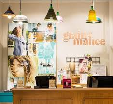 Graines de malice ã©tablit un contrat annuel avec les parents pour une pã©riode de 11 mois payã©s sur 12. L Enseigne De Pret A Porter Grain De Malice Veut Rebondir En Affiliation