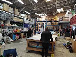 Les flots, la rochelle picture: Remise A Flot Sacs Et Accessoires En Materiaux Recycles