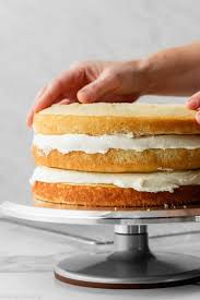 How to Assemble a Layer Cake