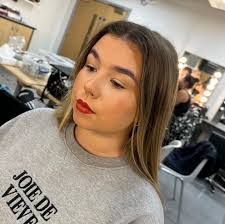 Tracey Blunt's Instagram, Twitter & Facebook