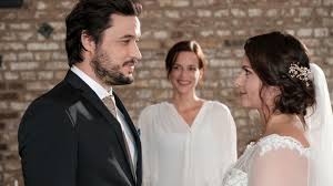 Weitere ideen zu hochzeitsanzug, anzug, hochzeit. Unter Uns Rtl Traumhochzeit Mit Alexander Milo An Valentinstag Gala De