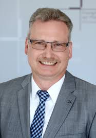 Ralph Krieger ist neuer Dekan in Pirmasens. Die Bezirkssynodalen haben ihn  heute Abend mehrheitlich gewählt. Herzlichen Glückwunsch und Gottes Segen.  https://www.evkirchepfalz.de/aktuelles-und-presse/pressemeldungen/detail/?tx_news_pi1%5Bnews%5D  ...