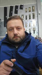 Black Friday fericit! #stuccoveneziano #piatrasparta #oglindavenetiana  #stucco #pensulata