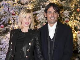 La coppia ha rivelato che si tratterà di un maschietto. Gaia Lucariello Chi E La Moglie Di Simone Inzaghi Imprenditrice Di Moda Amica Di Alessia Marcuzzi Salvo La Vita A Una Bimba Nel 2017 Corriere It