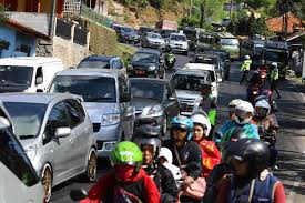 Namun, sanksi bagi mereka yang melanggar larangan mudik baru mulai diberlakukan pada 7 mei 2020. Bandung Pekan Depan Pemkot Bandung Akan Bahas Soal Larangan Mudik 2021
