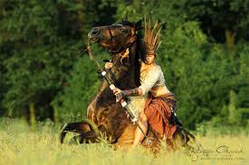 Dabei kommt sie auf den hof, die koppel oder in den stall und lichtet tier und reiter ab. 7 Tolle Ideen Fur Traumhafte Pferdeshootings Herzenspferd