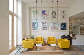 A Lyon Une Auberge De Jeunesse Qui Change Vraiment Auberge De Jeunesse Belle Maison Decoration Maison