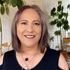 Patricia Paredes's Instagram, Twitter & Facebook