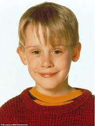 What Happened To The Child Stars Of The Biggest Christmas Movies Home Alone Movie Home Alone Cute Blonde Boys
