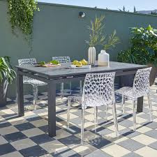 La table naterial odyssea s'adapte à vos convives grâce à son système extensible, elle est donc idéale pour rassembler 6 à 10 personnes autour et profiter de longues journées en plein chaise de jardin en aluminium horizon anthracite. Salon De Jardin Miami Stone Aluminium Gris Anthracite 4 Personnes Table Salon De Jardin Chaise De Jardin Fauteuil Jardin
