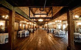 Rustic Farm And Barn Wedding Venues Near Memphis Mid South Bride