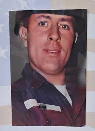 Roger Easley's Instagram, Twitter & Facebook