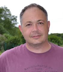 Pouilley-les-Vignes. J'ai accepté de prendre des responsabilités.