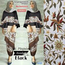 Baju batik wanita ala desainer handal model baju batik atasan untuk remaja sekarang ini ada banyak sekali motif batik yang trendy dan fashionable namun tetap tidak. Model Baju Muslim Batik Terpopuler Fashion Hijab