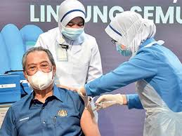 Malaysia also has deals with other vaccine suppliers, including britain's astrazeneca plc and companies in china and russia. Malaysia Launches Coronavirus Vaccination Pm Gets First Shot The Economic Times