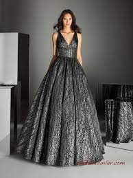 2020 Pronovias Uzun Abiye Elbise Modelleri Siyah Uzun Askili V Yakali Kabarik Etekli Kiyafet Kombinleri The Dress Elbise Modelleri Kiyafet