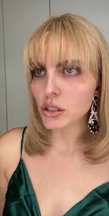 Scarface Y Elvira Bailando