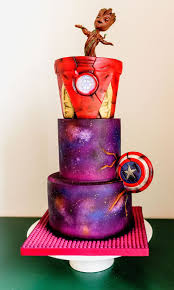 Marvel Wedding Cake With Baby Groot Cake Topper Rock N Roll Bride Marvel Cake Baby Groot Cake Marvel Birthday Cake