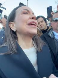 Un mensaje para ti 🇻🇪 desde Washington D.C. Dos Jóvenes Venezolanas  llenas de esperanza, anhelan la completa libertad de los presos políticos y  sienten que todo a iniciado ellas son Vanessa Matute