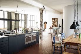 Un Loft Authentique Dans Une Ancienne Usine Berlinoise Loft Maison Usine