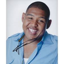 Omar BENSON MILLER autograph