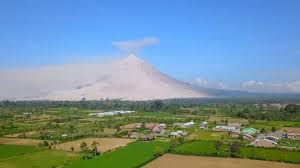 Gunung berapi paling aktif di eropa, gunung etna masih terus aktif menyemburkan lava pijar hingga rabu (24/2) malam. Berita Sinabung Hari Ini Kabar Terbaru Terkini Liputan6 Com