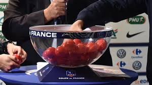 L'us montagnarde sera petit poucet des 16es le tirage au sort des 16es à 19h30 fffle tirage au sort complet des 16es de finale de la coupe de rmc sport. Le Tirage Du Quatrieme Tour De La Coupe De France A Huis Clos Ce Mercredi
