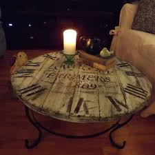 A Wood Pallet Crafted Clock Coffee Table Wood Pallet Crafts Painted Furniture Pallet Crafts