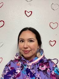 Frieda Moore's Instagram, Twitter & Facebook