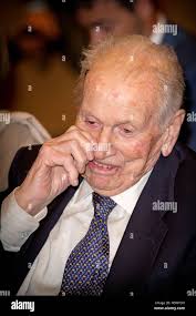 María inés hi-res stock photography and images