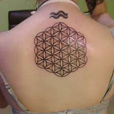 Check spelling or type a new query. Einfache Schwarze Blume Des Lebens Tattoo Am Rucken Tattooimages Biz