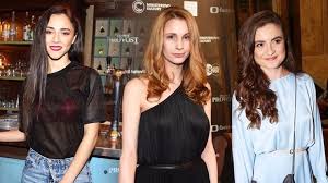 Check spelling or type a new query. Ve Slunecne Je O Zhavou Podivanou Postarano Tohle Jsou Ty Nejkrasnejsi Herecky Serialu Extra Cz