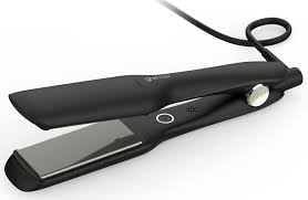ghd Max hair straightener | lyko.com