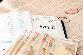 Financial giants barclays and royal bank of scotland (rbs) both fell more than 18 per cent by lunchtime as markets increasingly turned on stocks in europe, share prices at deutsche bank and credit suisse fell to their lowest ever level. Royal Bank Of Scotland Stock Down As Government Sells Stake Nasdaq